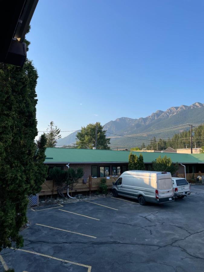 Destination Inn Radium Hot Springs Luaran gambar