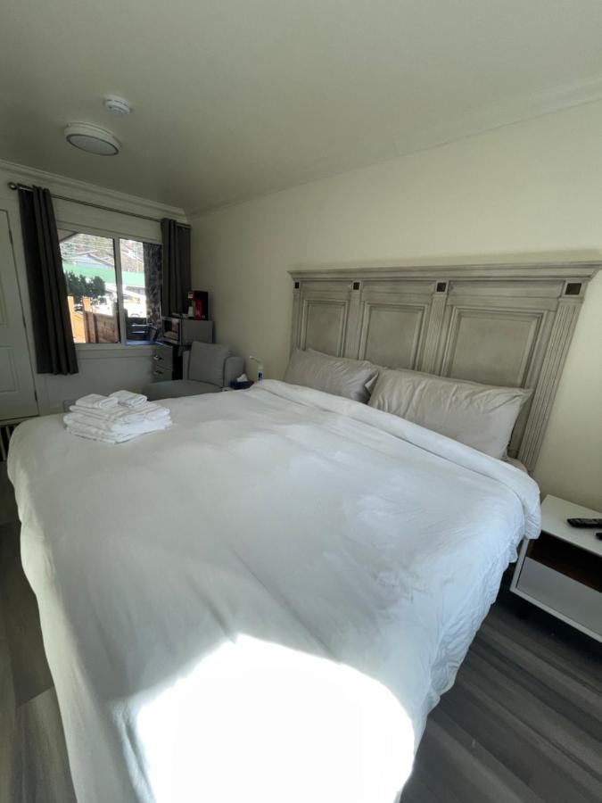 Destination Inn Radium Hot Springs Luaran gambar